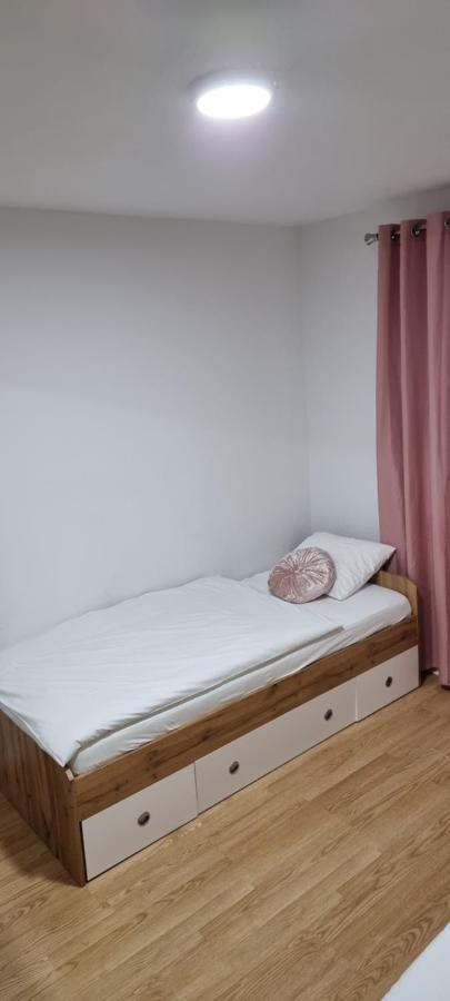 לובליאנה Muric Apartman 8 מראה חיצוני תמונה